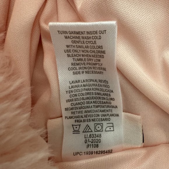 Little Lass Faux Fur Vest with Hood, Sequins , size 2T, EUC Adorable Stylish - Picture 6 of 10